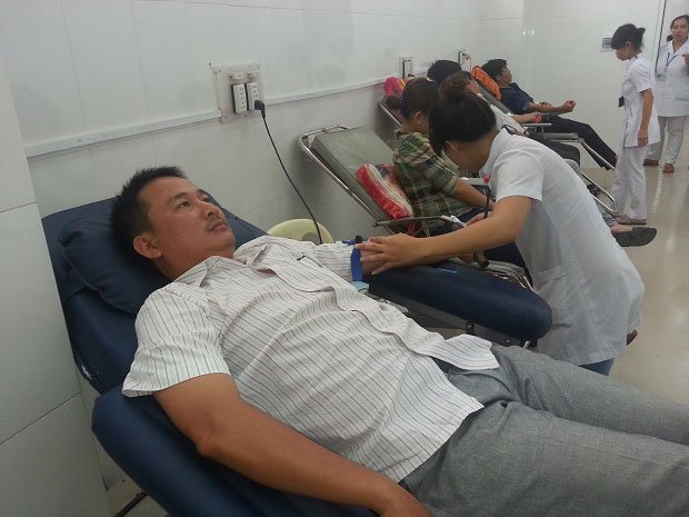 Hưởng ứng " Tháng Công Nhân - Năm 2013 " Công Ty Cổ Phần Gia Việt tham gia phong trào hiến máu nhân đạo
